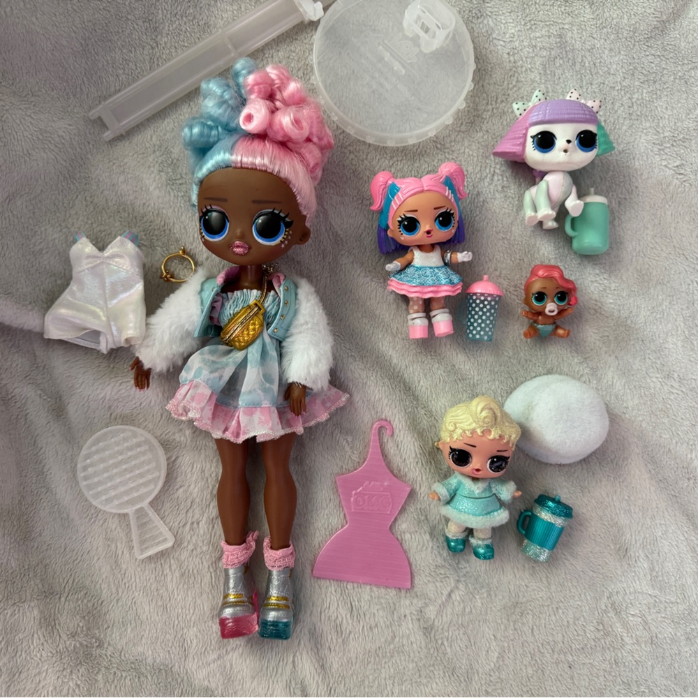 LOL Doll Set with Accessories - Multicolor